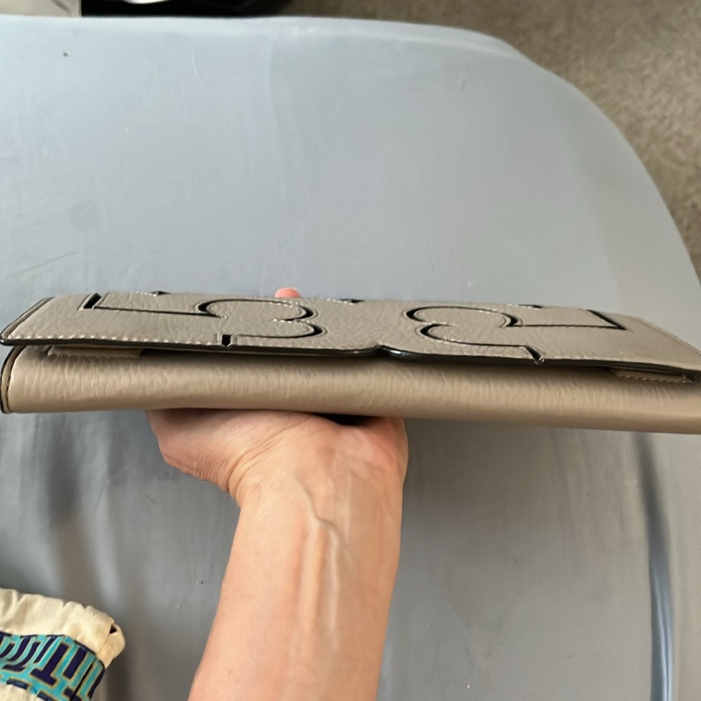 Tory Burch Gray Cream Clutch - Picture 7 of 9
